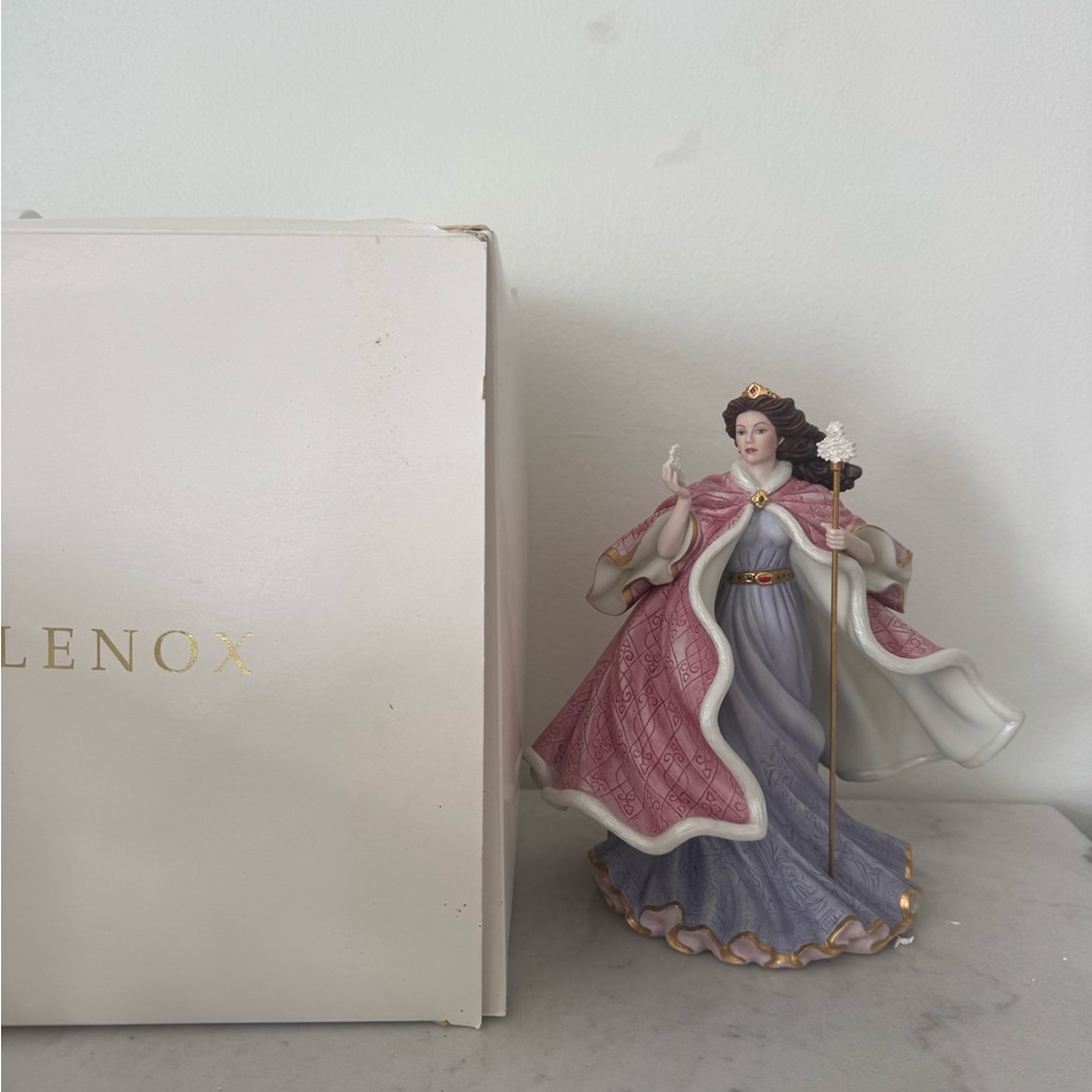 Gabrielle 1997 Christmas Princess Lenox Fine Porcelain Sculpture Limited Edition